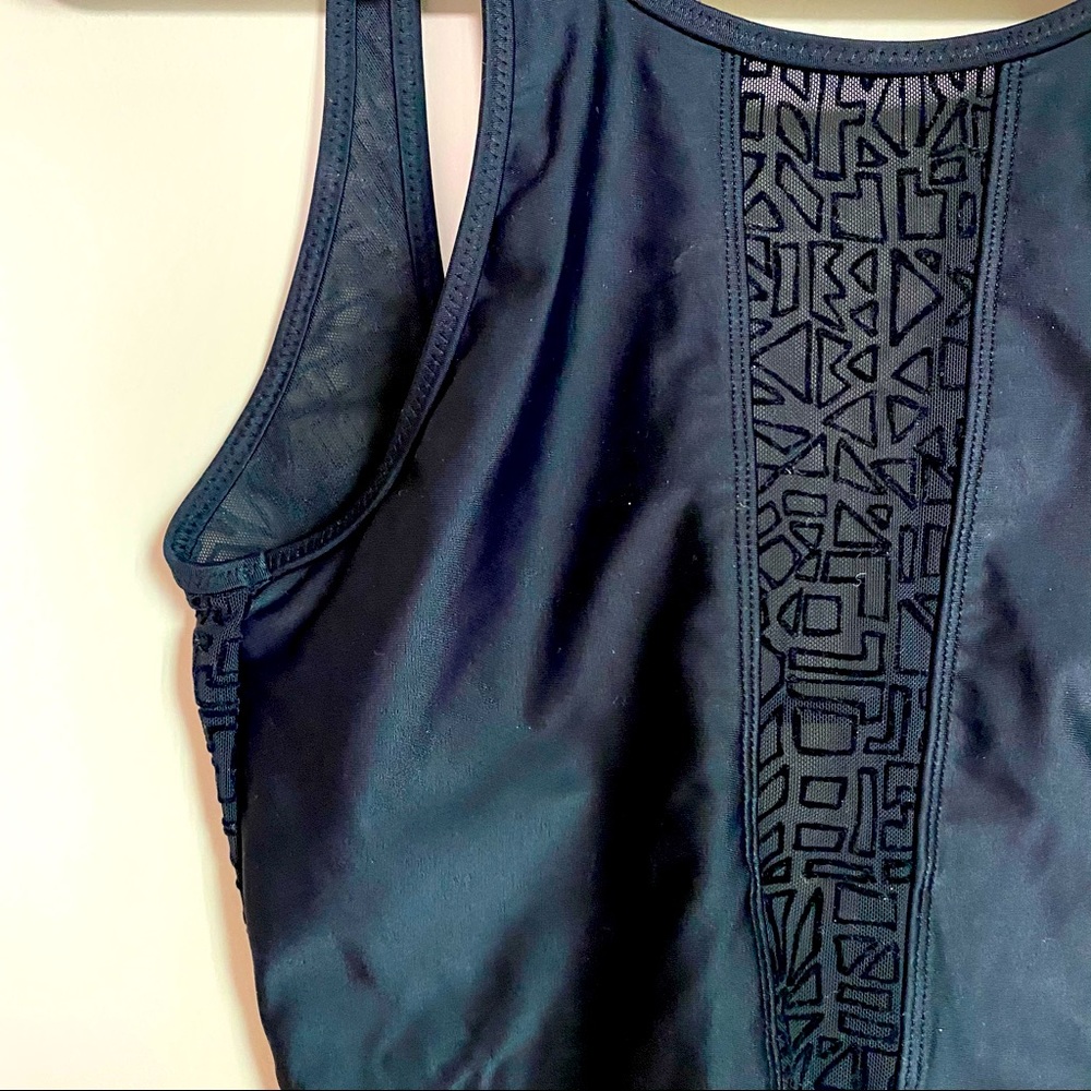 One piece bathing-suit